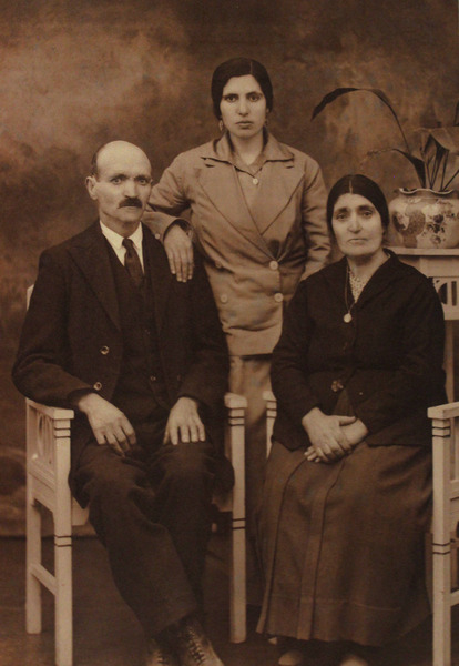sadacosta-1912rl039_2.jpg